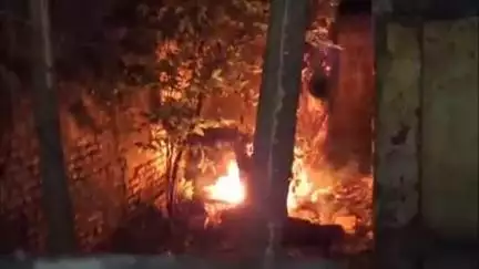 खंडवा नगर: खंडवा के घासपुरा में कचरे के ढेर में अचानक आग लग गई