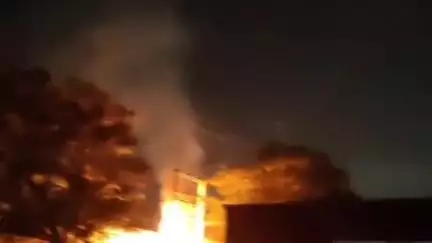 कांके: धुर्वा के जेपी मार्केट के पास बिजली के ट्रांसफार्मर में लगी आग, आग पर पाया गया काबू