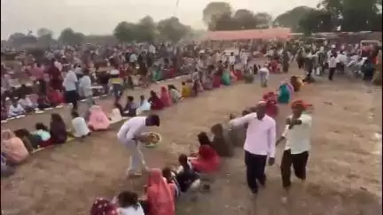 शिवपुरी: सिरसौद गांव में 50 हजार श्रद्धालुओं ने पाई प्रसादी, देर रात तक चला भव्य भंडारा