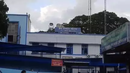 কৃষ্ণনগর ১: অস্বাভাবিকভাবে মৃত্যু হল এক সিভিক ভলেন্টিয়ারের,বাড়ি কৃষ্ণনগর কোতোয়ালি থানার বিষ্ণুপুর এলাকায়,তার নাম সম্রাট ঘোষ