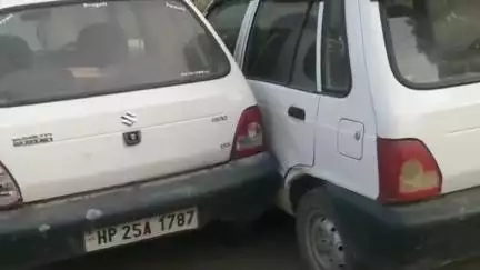 कल्पा: किन्नौर के कल्पा में वाहनों के तोड़े गए शीशे, हुआ भारी नुकसान, वाहन चालक करेंगे पुलिस में मामला दर्ज