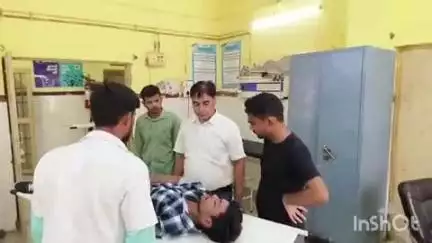 सईं नदी पुल के पास तेज रफ्तार कार की टक्कर से बाइक सवार हुआ घायल, जिला अस्पताल में कराया गया भर्ती