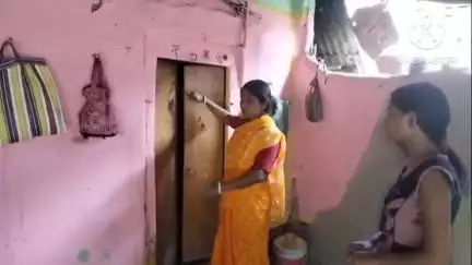 আরামবাগ: পাড়ার সব বাড়িতে শিকল লাগিয়ে দিয়ে একটি বাড়ি থেকে চুরি,ঘটনায় ব্যাপক চাঞ্চল্য আনুর দক্ষিনপাড়ায়