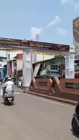 सातारा: सातारा शहरात एका कॉलेजच्या गेटवर 19 वर्षाच्या मुलीचा विनयभंग सातारा शहर पोलीस ठाण्यात गुन्हा दाखल