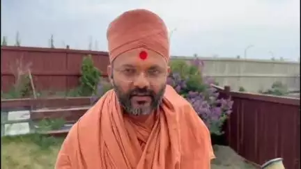 નડિયાદ: વડતાલ સ્વામિનારાયણ મંદિરના ચેરમેન ડો.સંત વલ્લભસ્વામીએ પ્લેન ક્રેશ દુર્ઘટના મામલે વ્યક્ત કર્યો શોક
