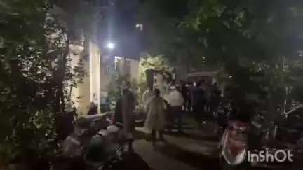 अंबरनाथ: बदलापूर येथील रहिवासी असलेले दीपक पाठक यांचा अहमदाबाद विमान दुर्घटनेत मृत्यू