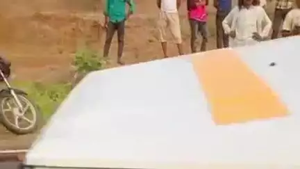 बड़वानी: सिलावद के टेमला में भीषण सड़क हादसा, दो बाइकों की टक्कर में एक की मौत, एक घायल