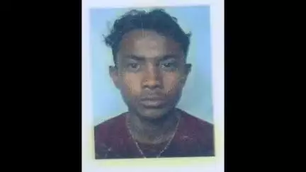 কালনা ১: পথ দুর্ঘটনায় মাঝের গ্রাম এলাকায় মৃত্যু হল দুই যুবকের, কালনা হাসপাতালে ময়নাতদন্তের জন্য আনা হল দেহ