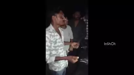 होशंगाबाद नगर: निमसाड़ियां में ग्रामीणों ने एक संदिग्ध व्यक्ति को पकड़ा, पूछताछ के बाद उसे छोड़ा