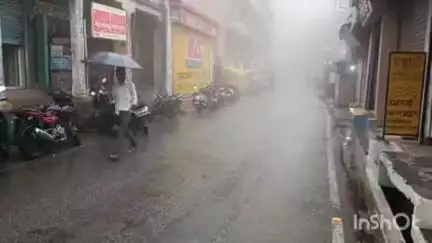 अल्मोड़ा: अल्मोड़ा जिले में बारिश का यलो अलर्ट जारी, सभी अधिकारियों को अलर्ट मोड पर रहने के दिए गए निर्देश