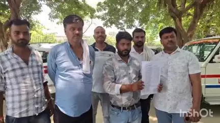 कन्नौज: छिबरामऊ थाना क्षेत्र के हाथिन गांव में मंदिर पर कब्जा करने का मामला, ग्राम प्रधान ने एसपी ऑफिस में दिया पत्र