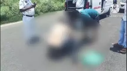 তিনিচুকীয়া: মাকুম শুকানপুখুৰী ৰোডত ভয়াৱহ পথ দুৰ্ঘটনা, ট্ৰাকৰ খুন্দাত থিতাতে নিহত এজন স্কুটি আৰোহী