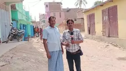 पंचायत बसही वार्ड नम्बर 3 वर्षा के दिनों में सड़क पर जल जमाव एवम सडक जंजर आईऐ सुनते हैं क्या कहते हैं स्थानीय लोग