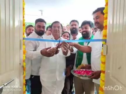 శ్రీనగర్ కాలనీలో సేవాలాల్ సేన జిల్లా కార్యాలయం ప్రారంభించిన మాజీ ఎంపి సీతారాం నాయక్