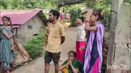 গুৱাহাটী: নুনমাটি আৰক্ষীৰ নতুন বিপদ,আৰক্ষীৰ বিৰুদ্ধে ভুক্তভোগী পৰিয়ালে কাষ চাপিল ৰাজ্যিক মানৱঅধিকাৰ আয়োগৰ ওচৰত