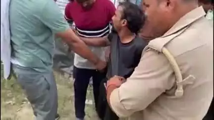 महाराजगंज: असनी चौराहे पर गांजा तस्कर का हाई वोल्टेज ड्रामा, गांजे के साथ युवक गिरफ्तार, वीडियो हुआ वायरल