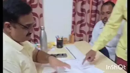 रेवाड़ी: कार्यालय पर रेवाड़ी में भाजपा नेता डॉ. सतीश खोला ने लगाया कैंप, लोगों की सुनी समस्याएं