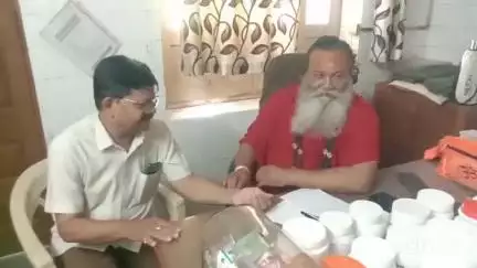 પેટલાદ: શહેરમાં રેડ ક્રોસ હોલ ખાતે કેન્સરના દર્દીઓ માટે વિનામૂલ્યે આયુર્વેદિક કેમ્પ યોજાયો