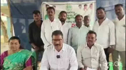 భూపాలపల్లి: భూభారతి రెవెన్యూ సదస్సులను ప్రజలు వినియోగించుకోవాలి: జంగేడు గ్రామంలో తహసీల్దార్ శ్రీనివాసులు
