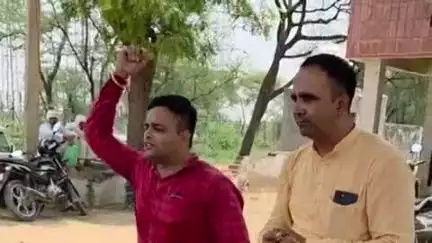 चरखी दादरी: झोझूकलां बिजलीघर में बिजली कर्मचारियों ने मांगों को लेकर दिया धरना, एसडीओ की कार्यप्रणाली पर जताया रोष