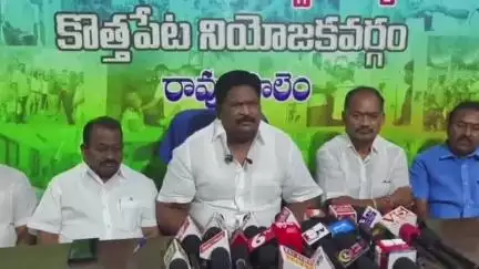కొత్తపేట ఎమ్మెల్యే బండారు సత్యానందరావు, సోదరుడు శ్రీనివాస్ పై రావులపాలెంలో ఘాటు వ్యాఖ్యలు చేసిన మాజీ ఎమ్మెల్యే చిర్ల