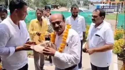 रायसेन: महाराष्ट्र ग्रामीण विकास विभाग के अधिकारियों का मुड़िया खेड़ा पंचायत में भ्रमण, पंचायती कार्यप्रणाली से हुए प्रभावित