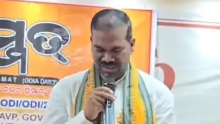 ଛେଣ୍ଡିପଦା: ଭୁବନେଶ୍ୱର ଭାରତୀୟ ବିଦ୍ୟା ଭବନ ଠାରେ ଦୈନିକ ସମ୍ବାଦପତ୍ର ‘ହିମ୍ମତ’ର ସାମ୍ବାଦିକ ଦକ୍ଷତା ବିକାଶ କର୍ମଶାଳାରେ ଯୋଗଦେଲେ ଛେଣ୍ଡିପଦା ବିଧାୟକ l