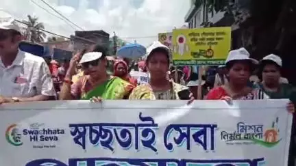 বারুইপুর: চম্পাহাটি এলাকায় পদযাত্রা চম্পাহাটি গ্রাম পঞ্চায়েতের উদ্যোগে