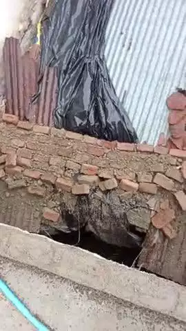 ग्राम मलावर बारिश हवा तूफान चलने से लोगों का नुकसान हो गया गर्मी से राहत मिल रही मिल