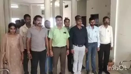 अनूपपुर: विमान हादसे पर जैतहरी नगर परिषद में छाया मातम, 2 मिनट का मौन रखकर दी श्रद्धांजलि