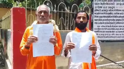 मिर्ज़ापुर: कछुआ के मितई गांव के पीड़ित ने विपक्षियों पर लगाया फर्जी महिला खड़ा कर जमीन कब्जा करने का आरोप