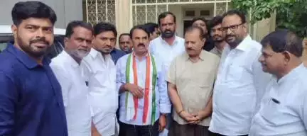 నిర్మల్: ఉమ్మడి జిల్లా ఇన్చార్జి మంత్రిగా బాధ్యతలు తీసుకున్న జూపల్లి కృష్ణారావును కలిసిన నిర్మల్ డీసీసీ అధ్యక్షులు శ్రీహరి రావు