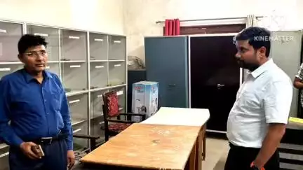 गौरीगंज: सीडीओ ने शाहगढ़ विकास खंड कार्यालय का किया औचक निरीक्षण, योजनाओं की प्रगति की की समीक्षा