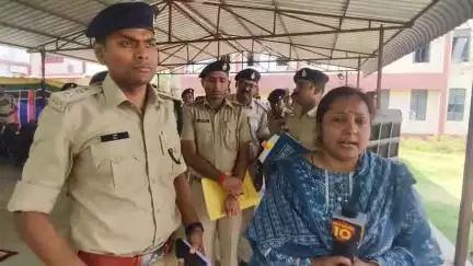 आरा: गर्मी में हिट वेब को लेकर भोजपुर यातायात पुलिस को मिलने वाली सुविधाओं की जानकारी भोजपुर एसपी मिस्टर राज ने दी