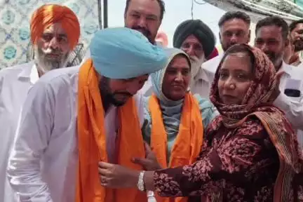 ਮਲੋਟ: ਪਿੰਡ ਝੋਰੜ ਵਿੱਚ ਸਰਪੰਚ ਸਣੇ ਕਈ ਪਰਿਵਾਰ ਕਾਂਗਰਸ ਛੱਡ ਆਪ ਵਿੱਚ ਹੋਏ ਸ਼ਾਮਿਲ