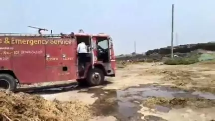 शाहबाद: शाहाबाद लाडवा रोड पर पराली से गुलाह बनाने की फैक्ट्री में लगी आग, ₹1-2 लाख का नुकसान