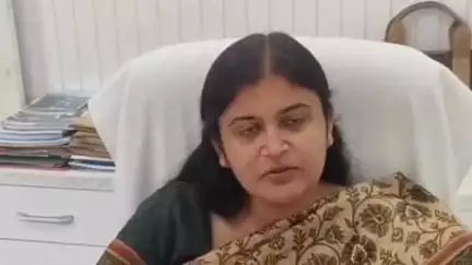 टिहरी: सीडीओ वरुणा अग्रवाल ने विकास भवन में कहा, योग दिवस को भव्यता से मनाने के लिए की जा रही हैं तैयारियां