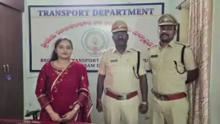 మార్కాపురం: మార్కాపురం యూనిట్ ఆర్టీవో గా చందన మరియు ఏవోగా జ్యోష్న దేవిక బాధ్యతలు స్వీకరణ