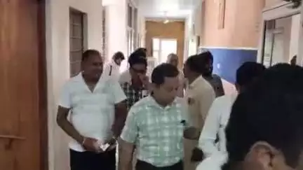 अनूपगढ़: अनूपगढ़ को जिला बनाने की मांग को लेकर किरयाना यूनियन ने एडीएम ऑफिस में एडीएम को सौंपा ज्ञापन