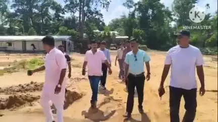 তেলিয়ামুড়া: কল্যাণপুরের অমর কলোনী এলাকায় অমর কলনি প্রমোদনগর গ্রাম পঞ্চায়েতের নবনির্মিত ভবন নির্মাণের জন্য জায়গা পরিদর্শন করে MLA