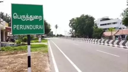 பெருந்துறை: செம்புடையார் காடு பகுதியில் பெண்ணிடம் உல்லாசமாக இருந்துவிட்டு கழுத்தை நெரித்து கொலை செய்து கொள்ளை அடித்த இருவர் கைது