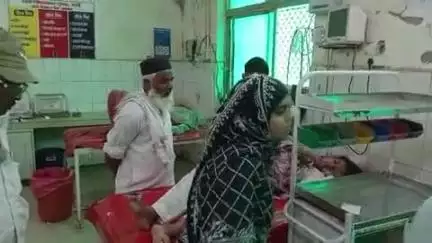 बदायूं: सैदपुर और वजीरगंज गांव के बीच अनियंत्रित होकर ई-रिक्शा पलटने से महिला और किशोरी सहित 2 लोग गंभीर घायल