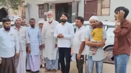 नूह: एसपी द्वारा चलाए जा रहे नशा मुक्त मेवात अभियान की टीम बादली गांव पहुंची, ग्रामीणों से की अपील