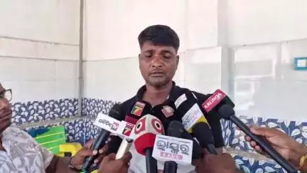 ଜଳେଶ୍ବର: ଚାଲନ୍ତି ନିକଟରେ ମାଇନିଂ ଗାଡି କୁ ଅଟକ ରଖିବା ନେଇ ଆଜି ଜଳେଶ୍ୱର ଥାନାରେ ଅଭିଯୋଗ କରି ପ୍ରତିକ୍ରିୟା ଦେଲେ ମାଇନିଂ ଅଧିକାରୀ