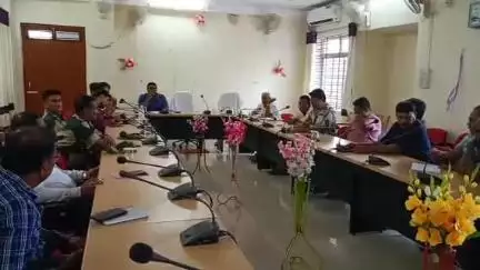 সাব্রুম: বিশ্ব যোগা দিবসকে সামনে রেখে সাব্রুম নগর পঞ্চায়েতের কনফারেন্স হলে এক সভা অনুষ্ঠিত হয়