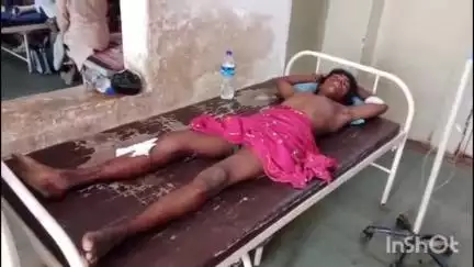 जुहली इलाके में पेट्रोल पंप के समीप सड़क हादसे में बाइक सवार दो लोग हुए घायल
