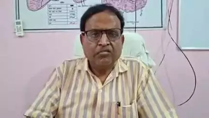 मधुबन: मधुबन एसडीएम ने लेखपाल और कानूनगो की बैठक कर सार्वजनिक स्थलों को चिन्हित करने के लिए 15 दिनों में रिपोर्ट देने को कहा