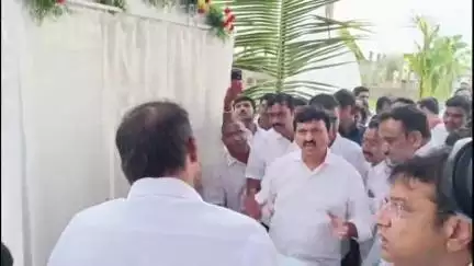 పెద్దపల్లి: చందపల్లి డబుల్ బెడ్ రూమ్లను ప్రారంభించిన మంత్రివర్యులు పొంగులేటి శ్రీనివాస్ రెడ్డి
