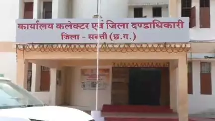 खम्हरिया में बे लगाम हुए माइंस संचालक, न कानून का डर न अधिकारियों का, आखिर किसके संरक्षण में चल रहा अवैध उत्खनन