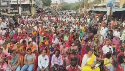 सिंगरौली: संघर्ष समिति ने एनसीएल प्रबंधन से सुप्रीम कोर्ट के आदेश की कॉपी मांगी, बैठक रही बेनतीजा